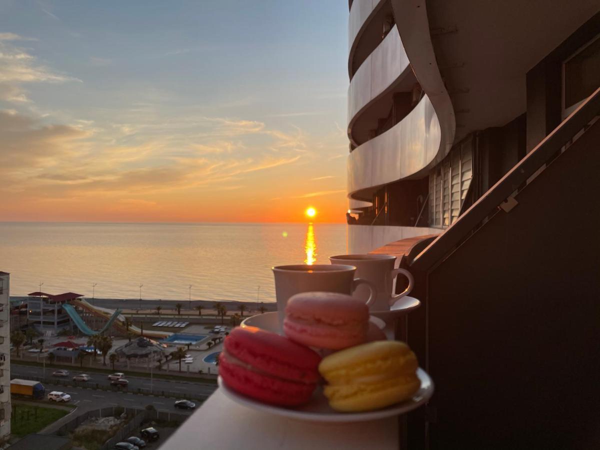Orbi Residence Sea View Batumi Bagian luar foto